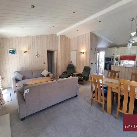 Milford On Sea - 4 Bedroom Lodge In Shorefield Country Park Exterior photo